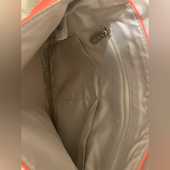 Thirty-One Purse - Picture 6 of 12